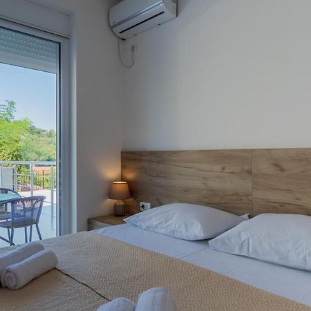 Grejm Lux Family Apartments Petrovac Kültér fotó