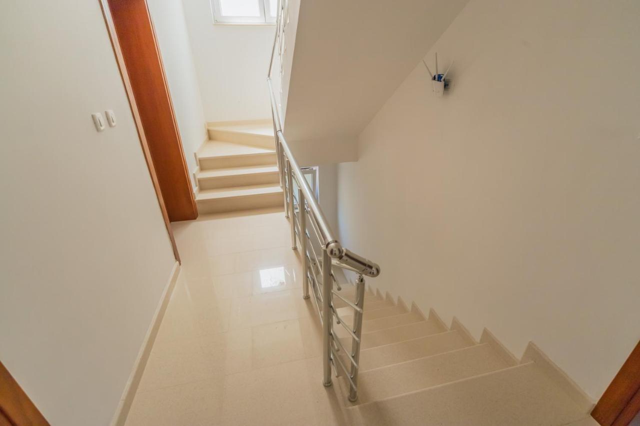 Grejm Lux Family Apartments Petrovac Kültér fotó