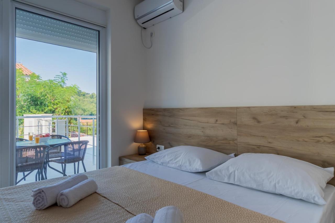 Grejm Lux Family Apartments Petrovac Kültér fotó